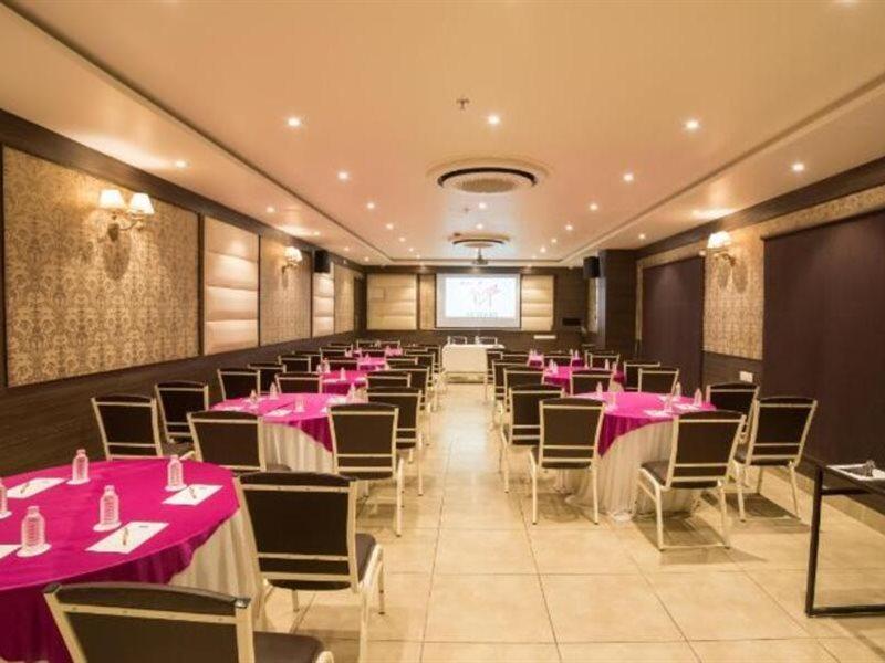 Hotel Virgo Sumeru Bhavnagar Bagian luar foto