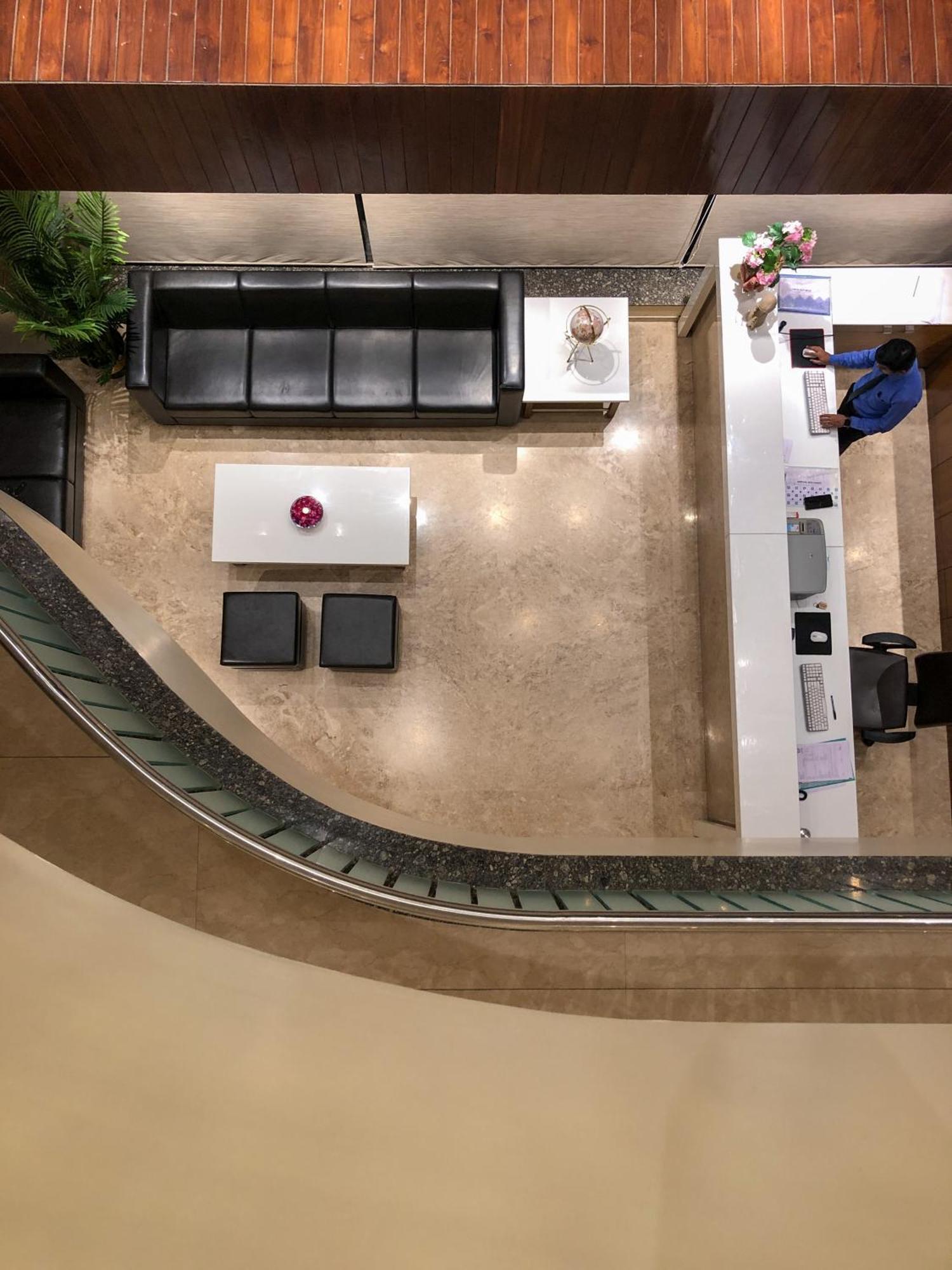 Hotel Virgo Sumeru Bhavnagar Bagian luar foto