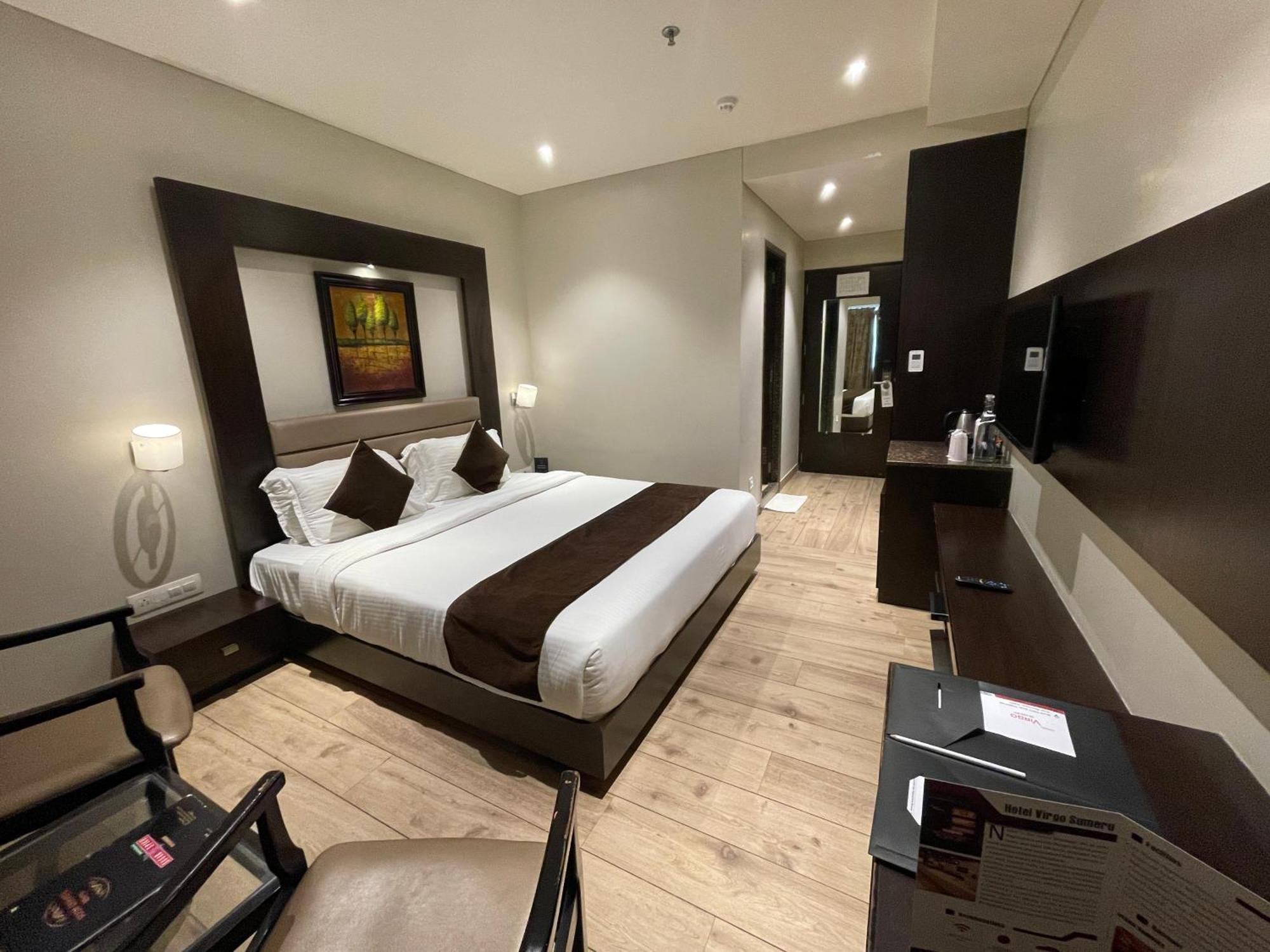 Hotel Virgo Sumeru Bhavnagar Bagian luar foto