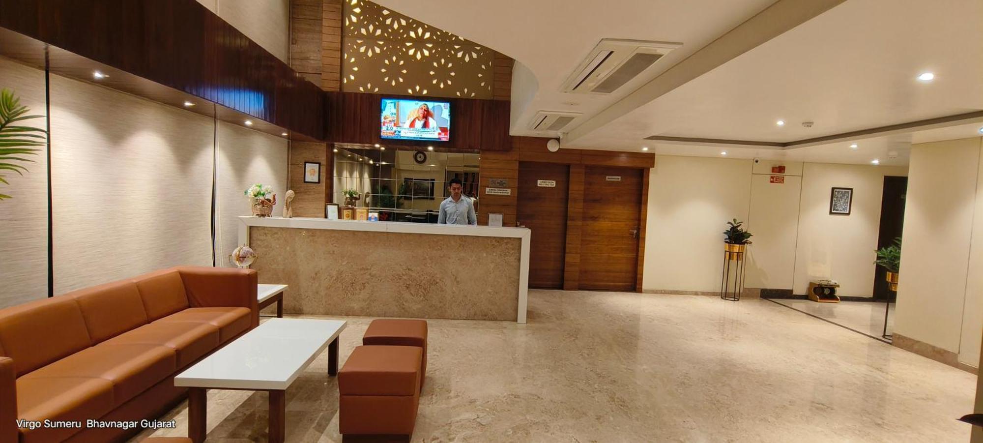 Hotel Virgo Sumeru Bhavnagar Bagian luar foto